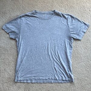 GAP Men's Light Gray Short Sleeve Tee